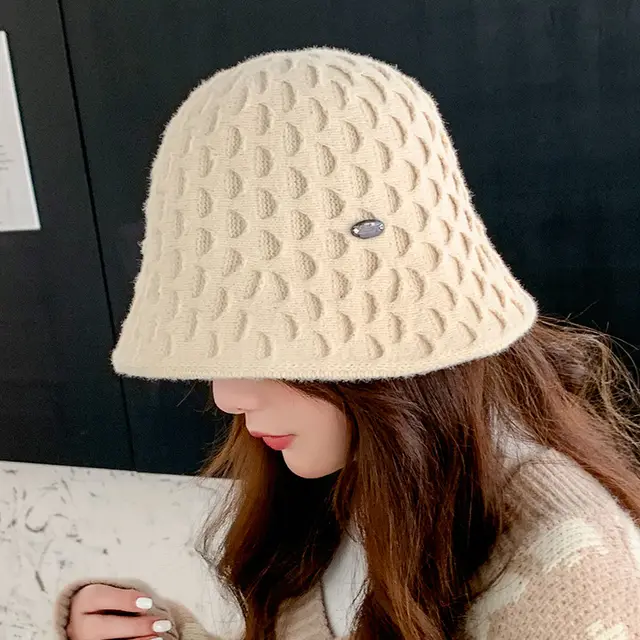 Women's Solid Color Knitted Dome Bucket Hat - Beige