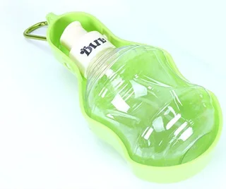 Traveling dog hanging water bottle - Green