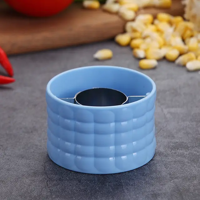 Corn kernel peeler thresher - Blue