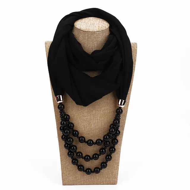 Pearl Necklace With Scarf - Black