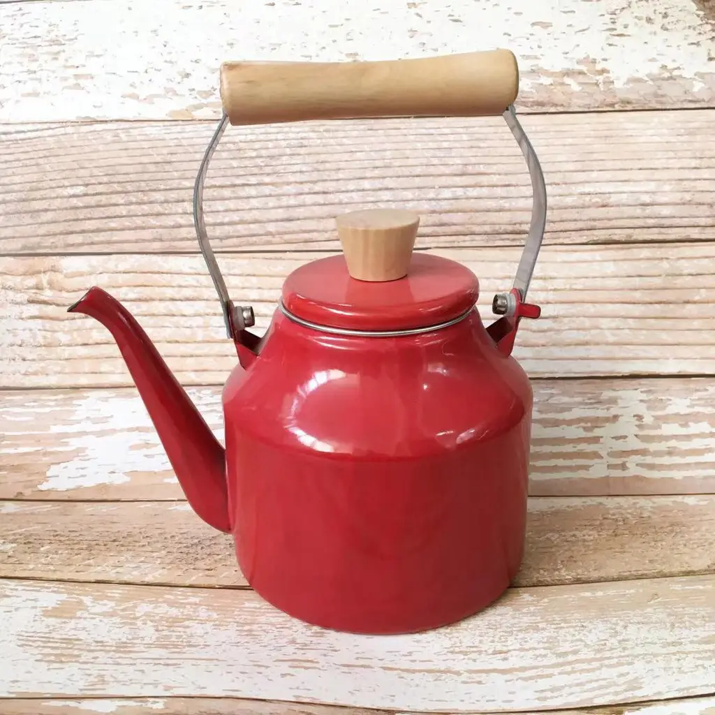 Enamel kettle - Red 1.5L