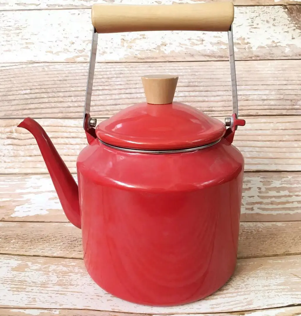 Enamel kettle - Red 2.0L